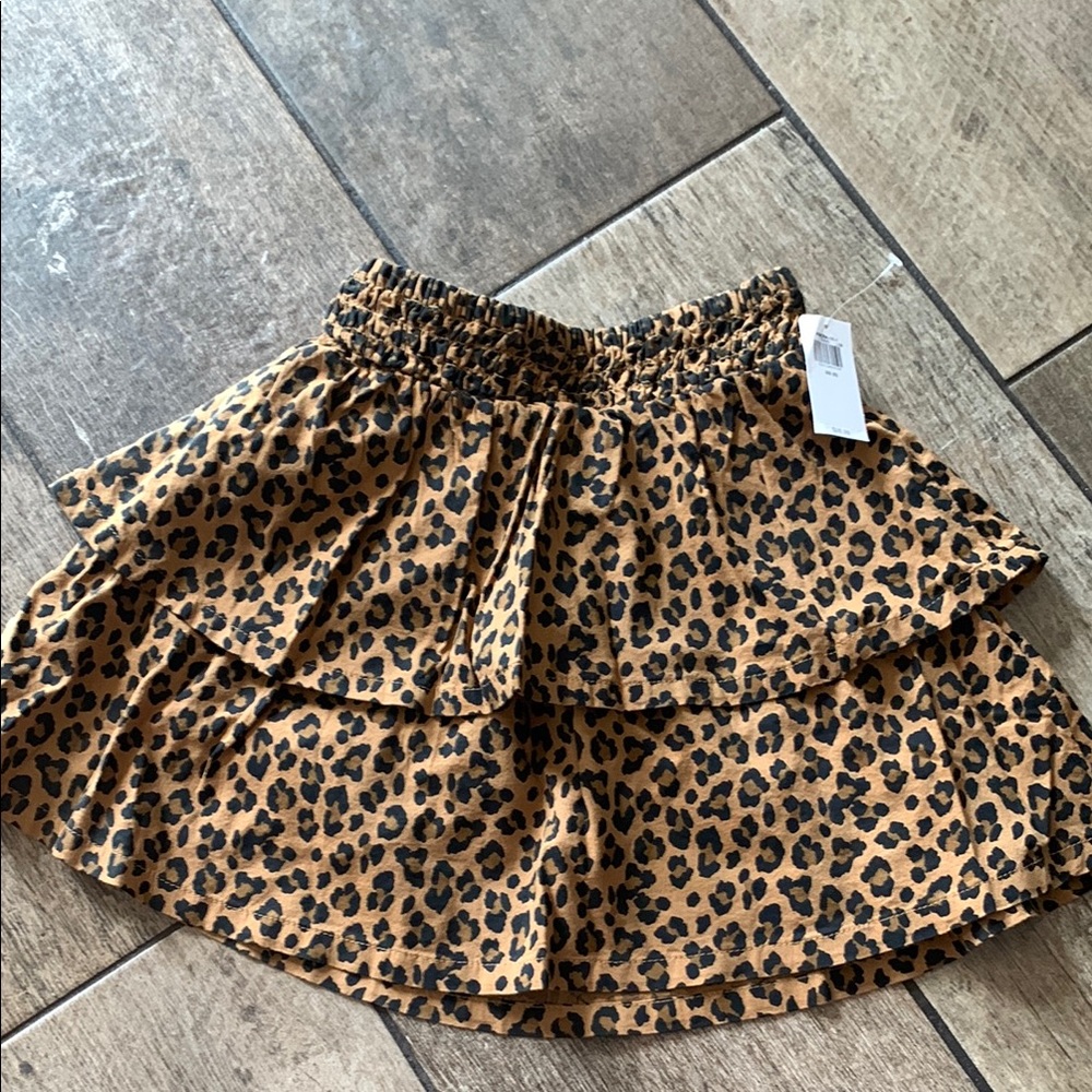 Old Navy Girl’s Leopard Print skirt